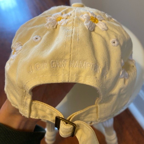 Yellow daisy Brandy Melville hat - Picture 2 of 3